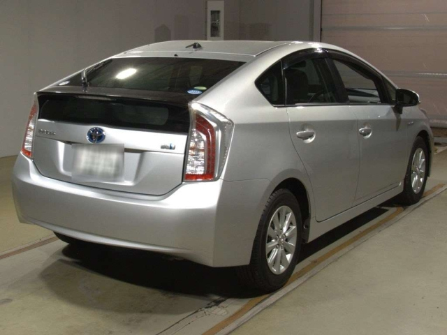 TOYOTA PRIUS 2013
