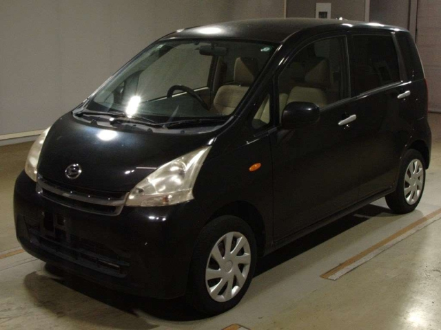 DAIHATSU MOVE 2011