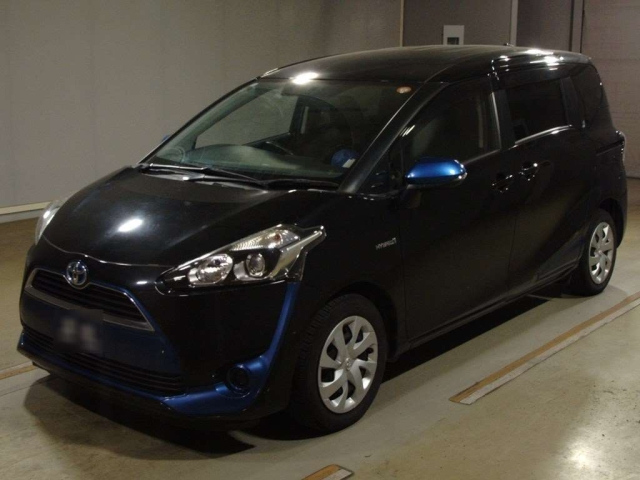 TOYOTA SIENTA 2016