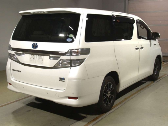 TOYOTA VELLFIRE 2013