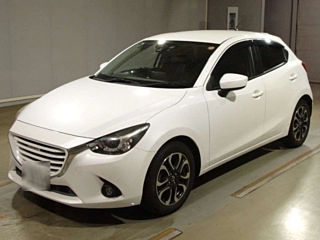 MAZDA DEMIO 2015