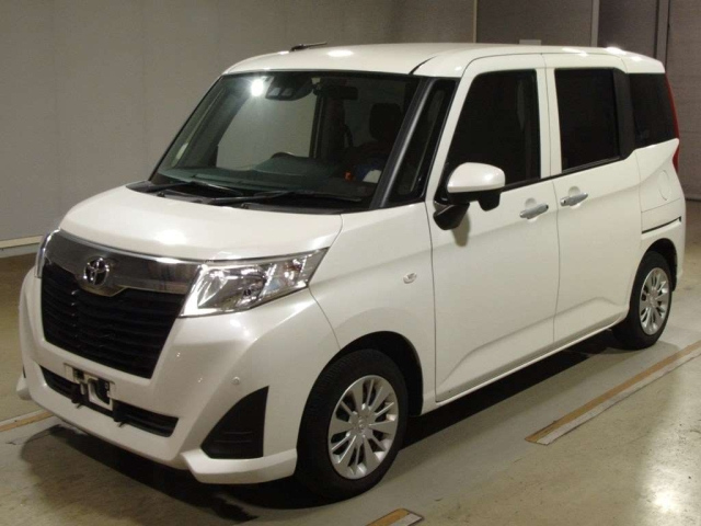TOYOTA ROOMY 2020