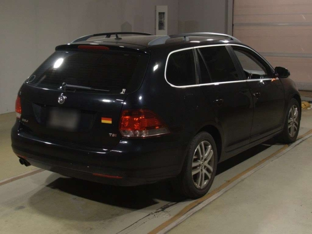 VOLKSWAGEN GOLF VARIANT 2010