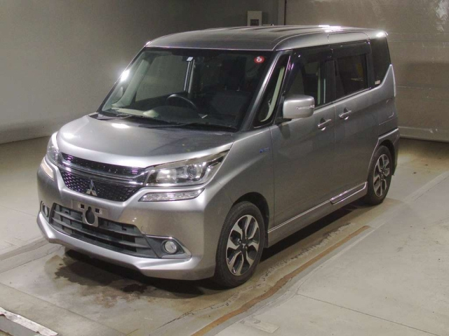 MITSUBISHI DELICA D2 2016