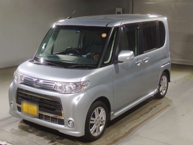 DAIHATSU TANTO 2013