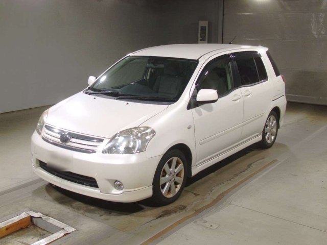TOYOTA RAUM 2008