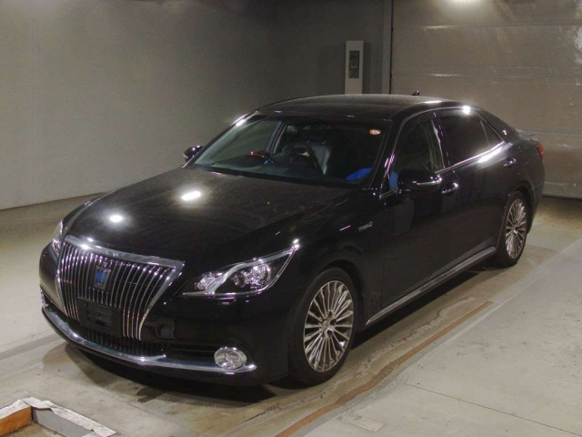 TOYOTA CROWN 2017
