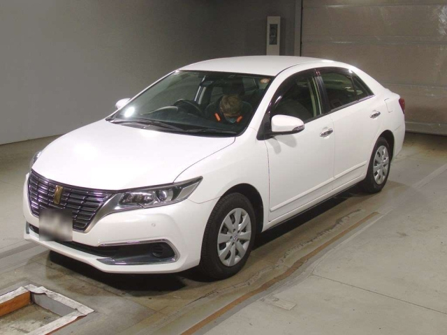 TOYOTA PREMIO 2020