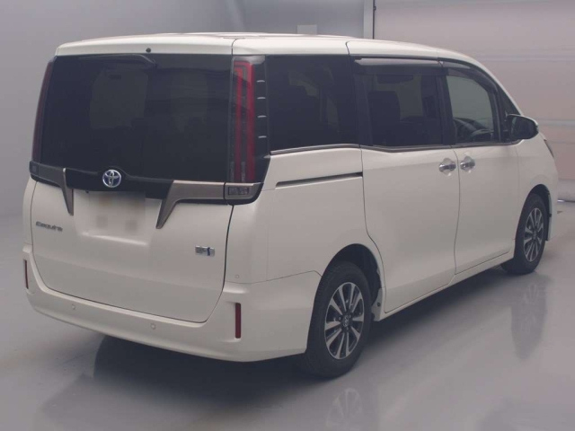 TOYOTA ESQUIRE 2021