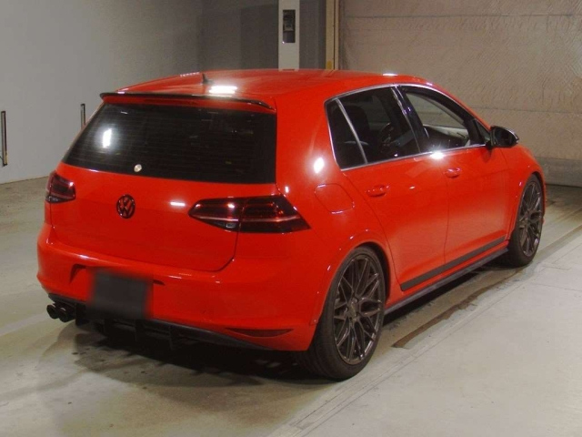 VOLKSWAGEN GOLF 2014