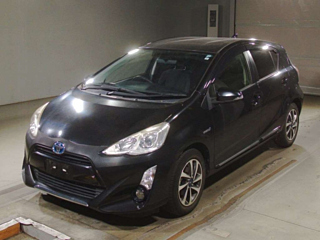 TOYOTA AQUA 2015