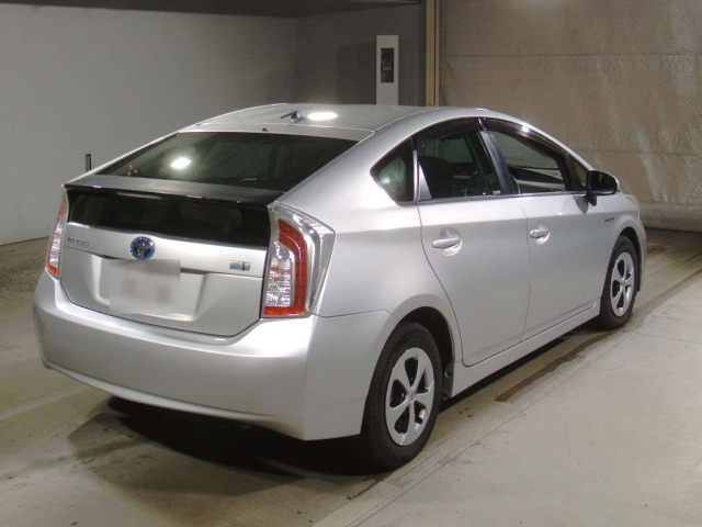 TOYOTA PRIUS 2012