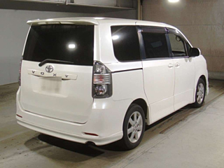 TOYOTA VOXY 2008