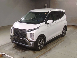 MITSUBISHI EK X 2024