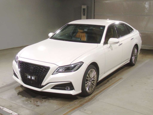 TOYOTA CROWN 2020