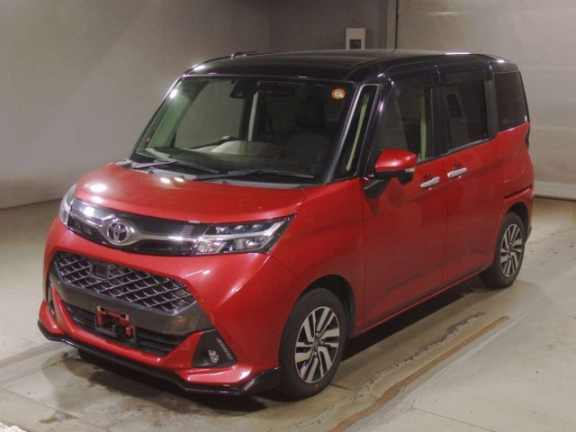 TOYOTA TANK 2017