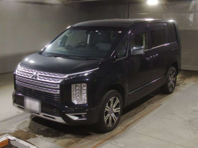 MITSUBISHI DELICA D5 2023
