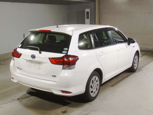 TOYOTA COROLLA FIELDER 2018