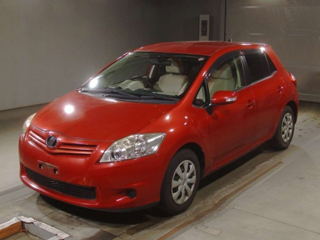 TOYOTA AURIS 2010
