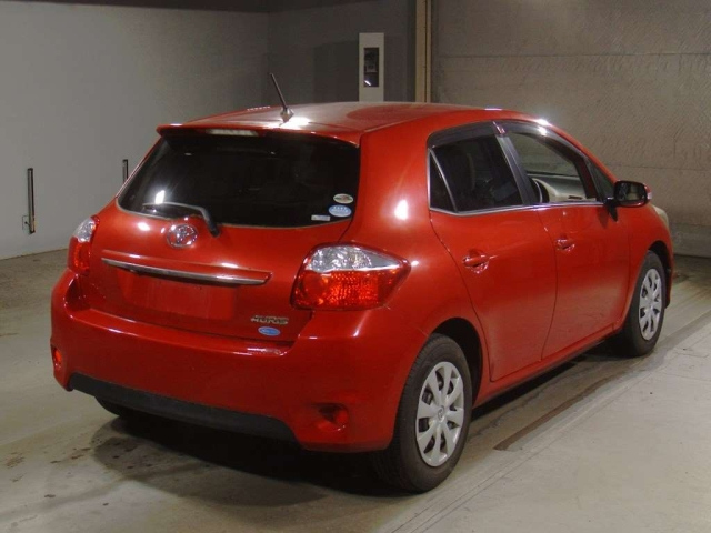 TOYOTA AURIS 2010