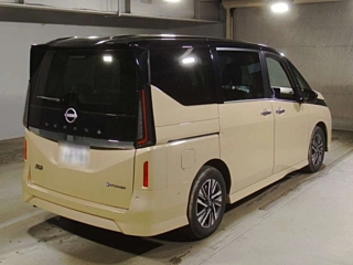 NISSAN SERENA 2023