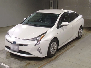 TOYOTA PRIUS 2017
