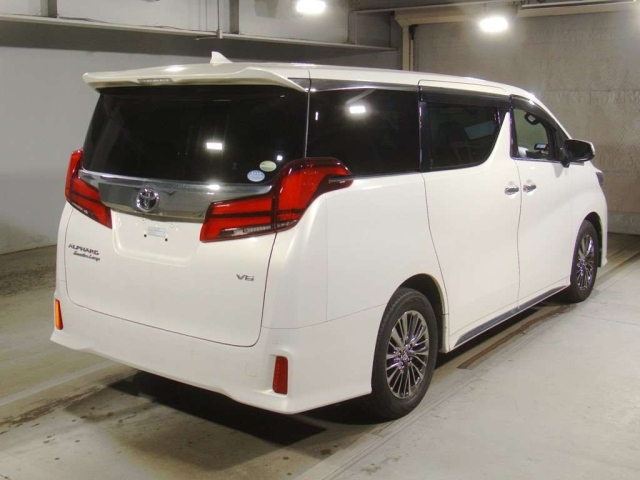 TOYOTA ALPHARD 2018
