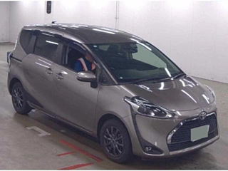 TOYOTA SIENTA 2021