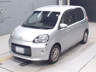 TOYOTA PORTE 2015