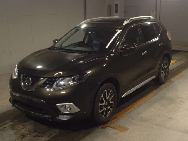 NISSAN X-TRAIL