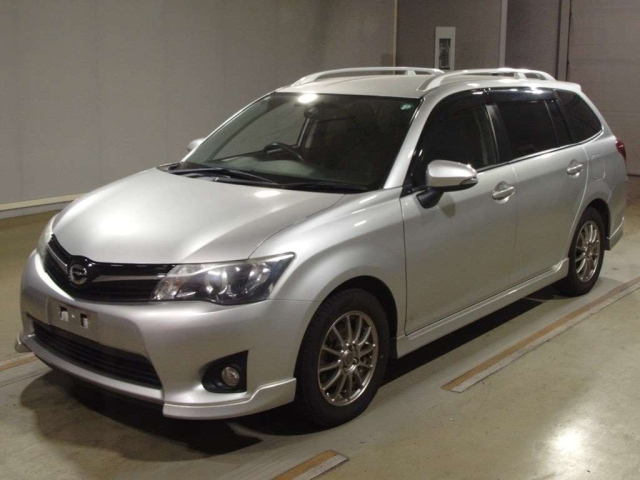 TOYOTA COROLLA FIELDER 2012