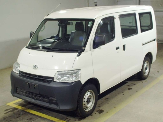 TOYOTA TOWN ACE VAN