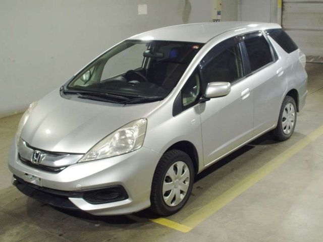HONDA FIT SHUTTLE 2013