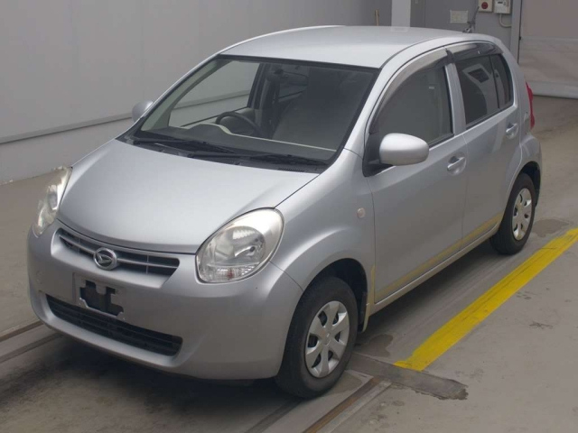 DAIHATSU BOON