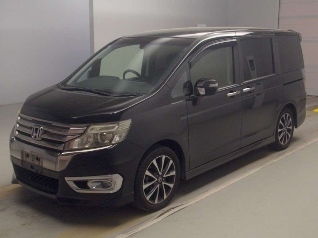 HONDA STEP WAGON 2012