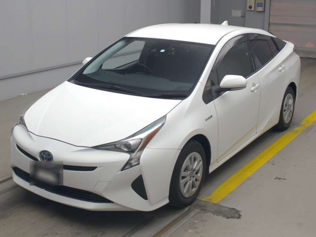 TOYOTA PRIUS 2018
