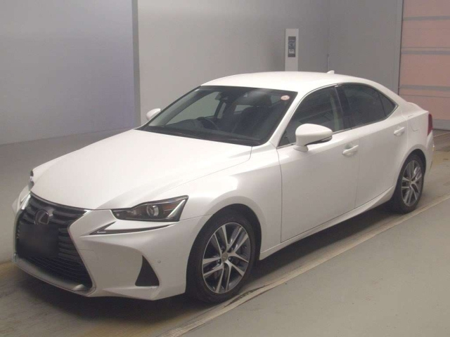 LEXUS IS 2016