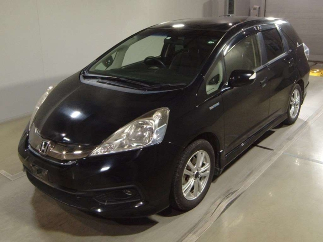 HONDA FIT SHUTTLE 2014