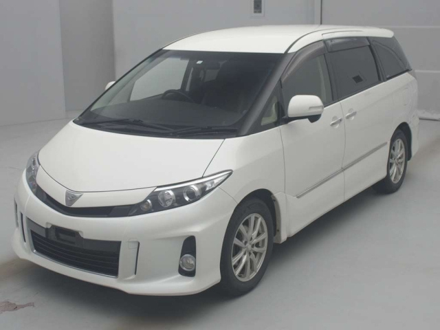 TOYOTA ESTIMA 2014