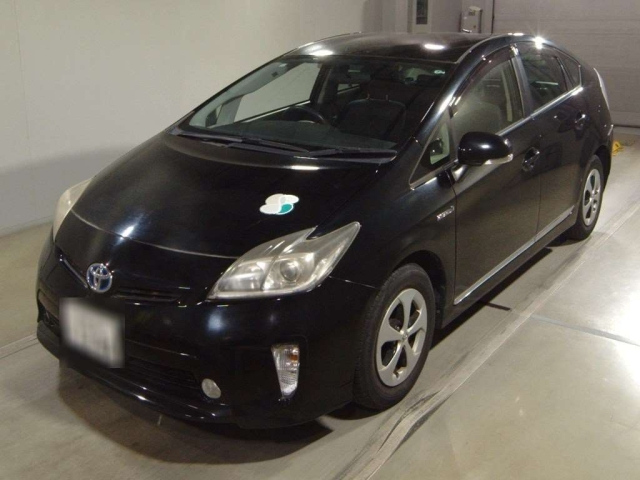 TOYOTA PRIUS 2013