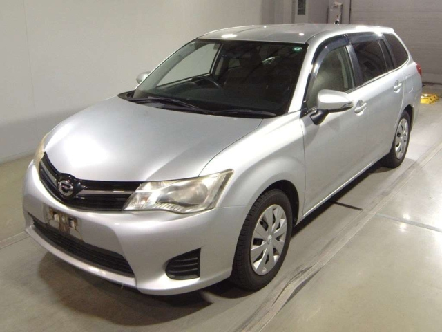 TOYOTA COROLLA FIELDER 2013
