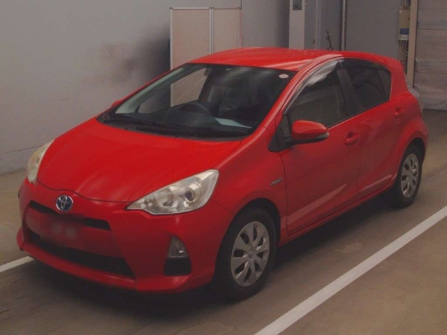 TOYOTA AQUA 2014