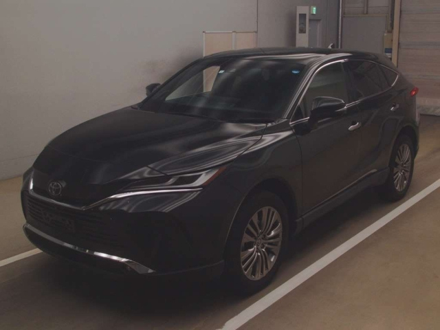 TOYOTA HARRIER 2022
