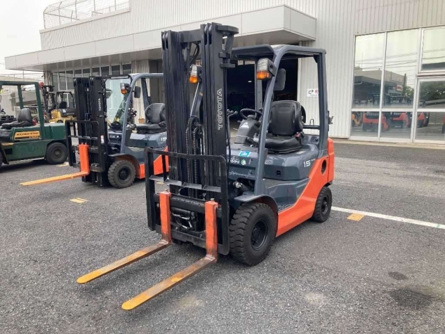 TOYOTA FORKLIFT