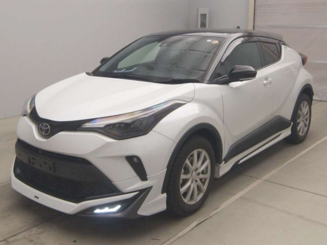 TOYOTA C-HR 2023