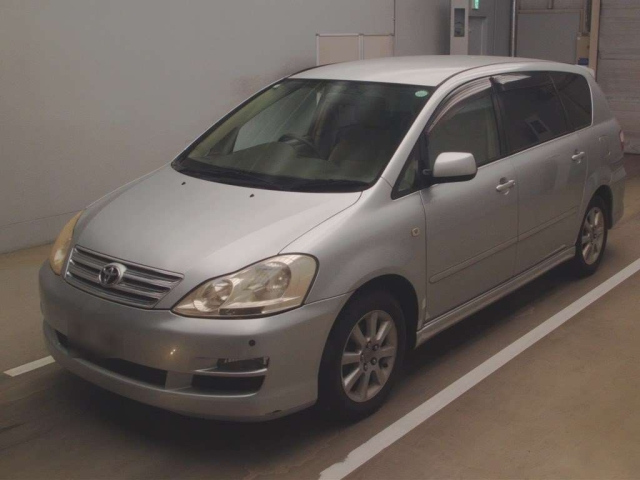 TOYOTA IPSUM 2008