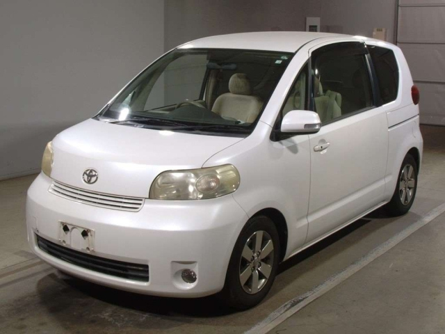 TOYOTA PORTE 2008