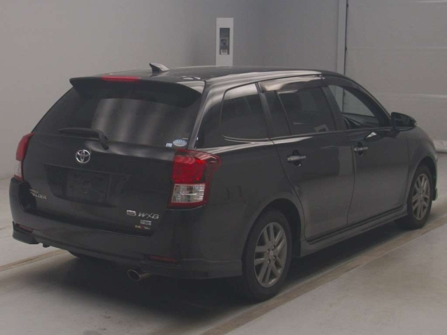 TOYOTA COROLLA FIELDER 2013