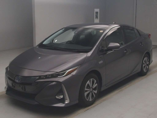 TOYOTA PRIUS PHV 2020