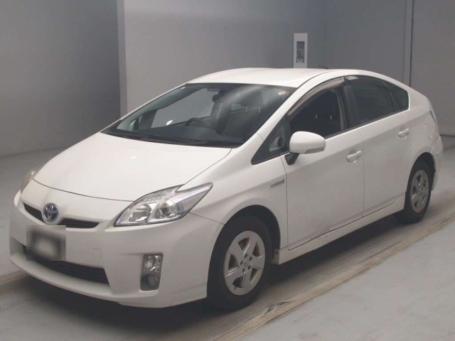 TOYOTA PRIUS 2010